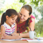 Devoirs de vacances sans stress : Le guide pratique pour les parents