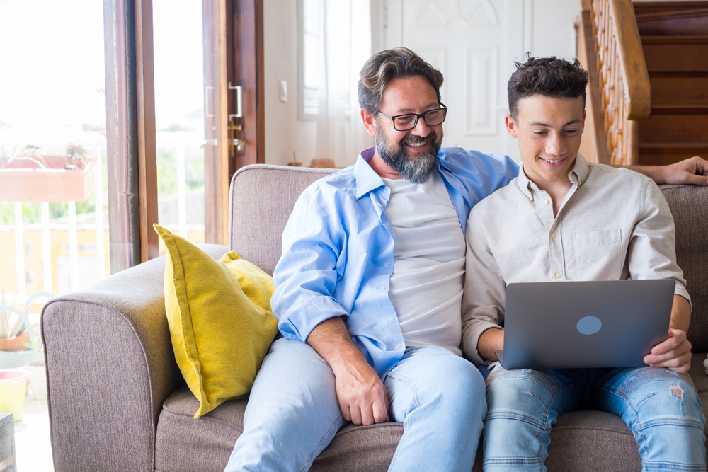 Le soutien scolaire en ligne : l'allié des parents débordés